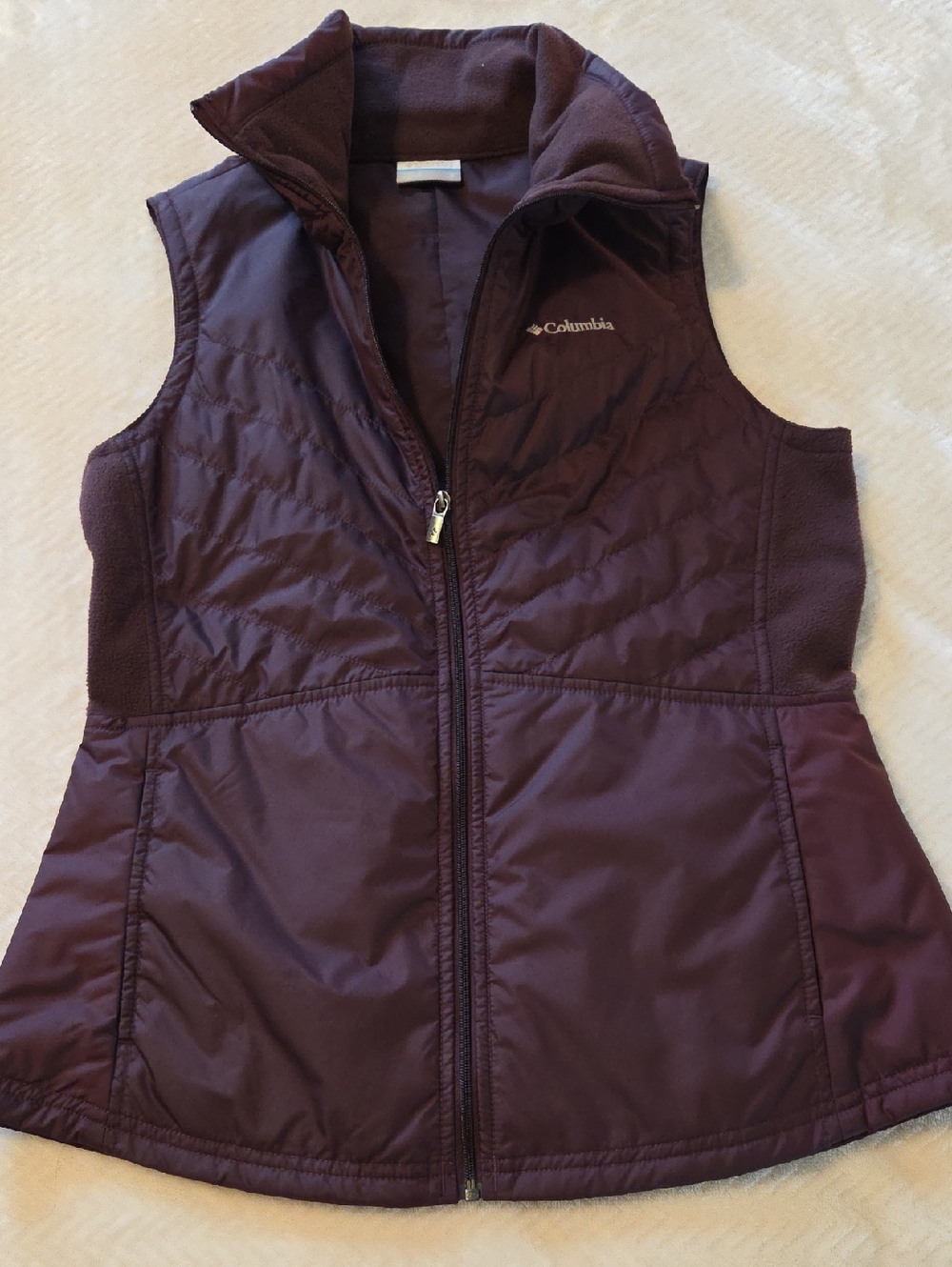 Columbia Women's Quilted Vest - Plum Size Small